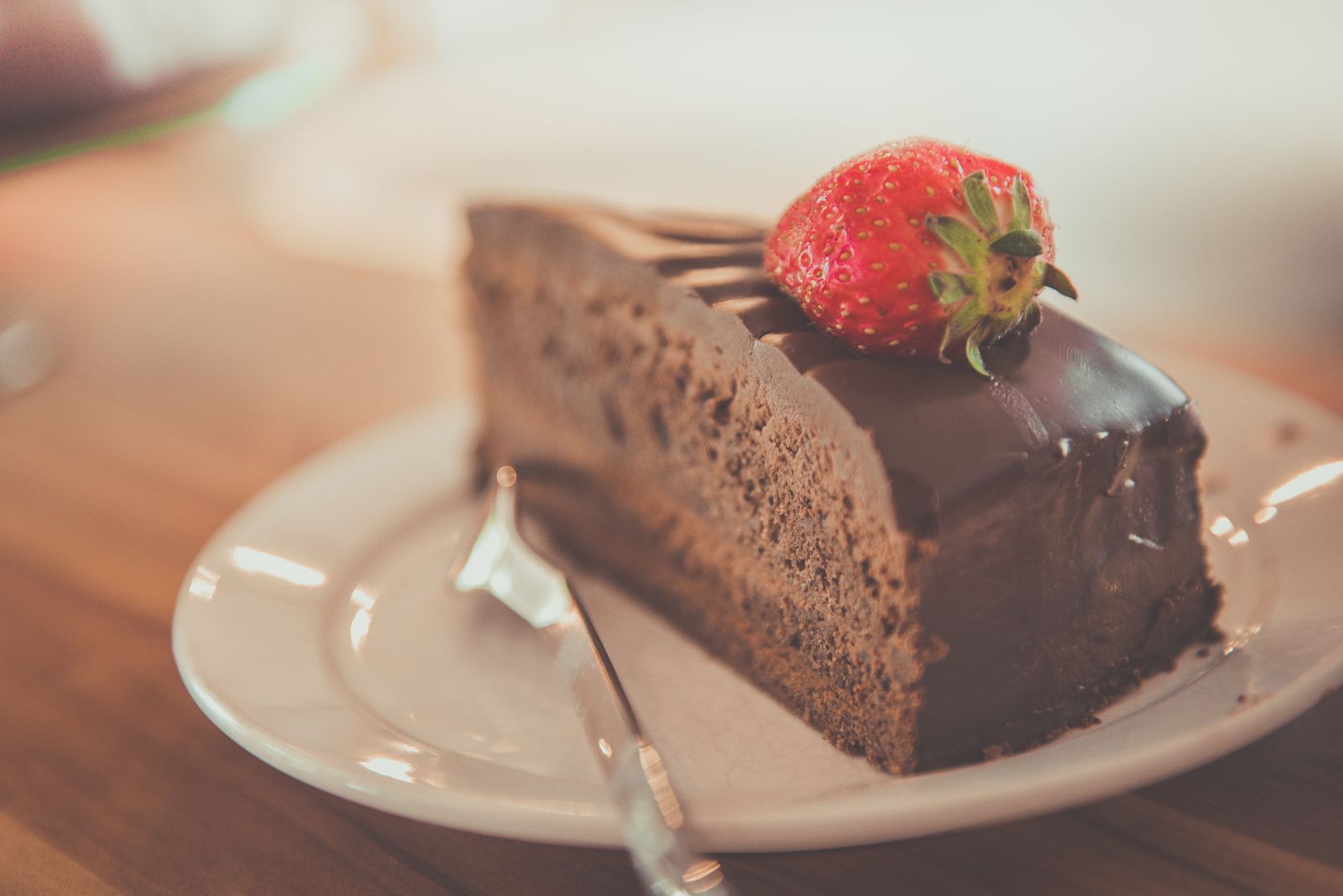 Schokoladentorte mit Erdbeere