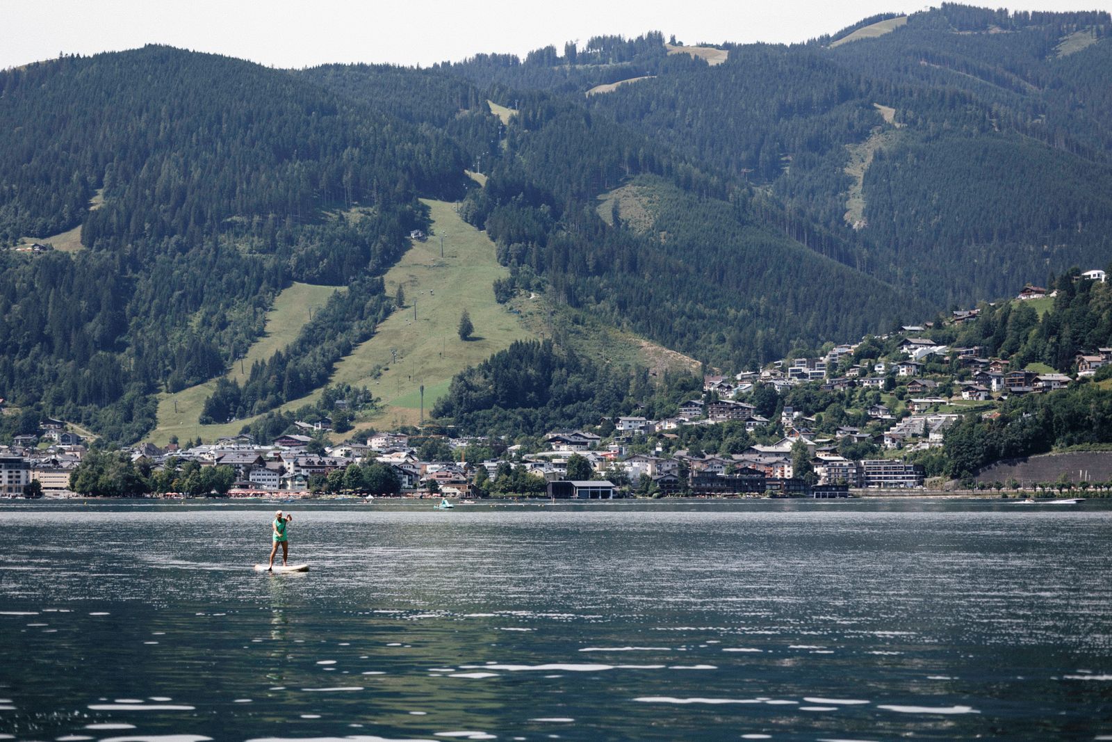 Zell am See mit See und Bergen
